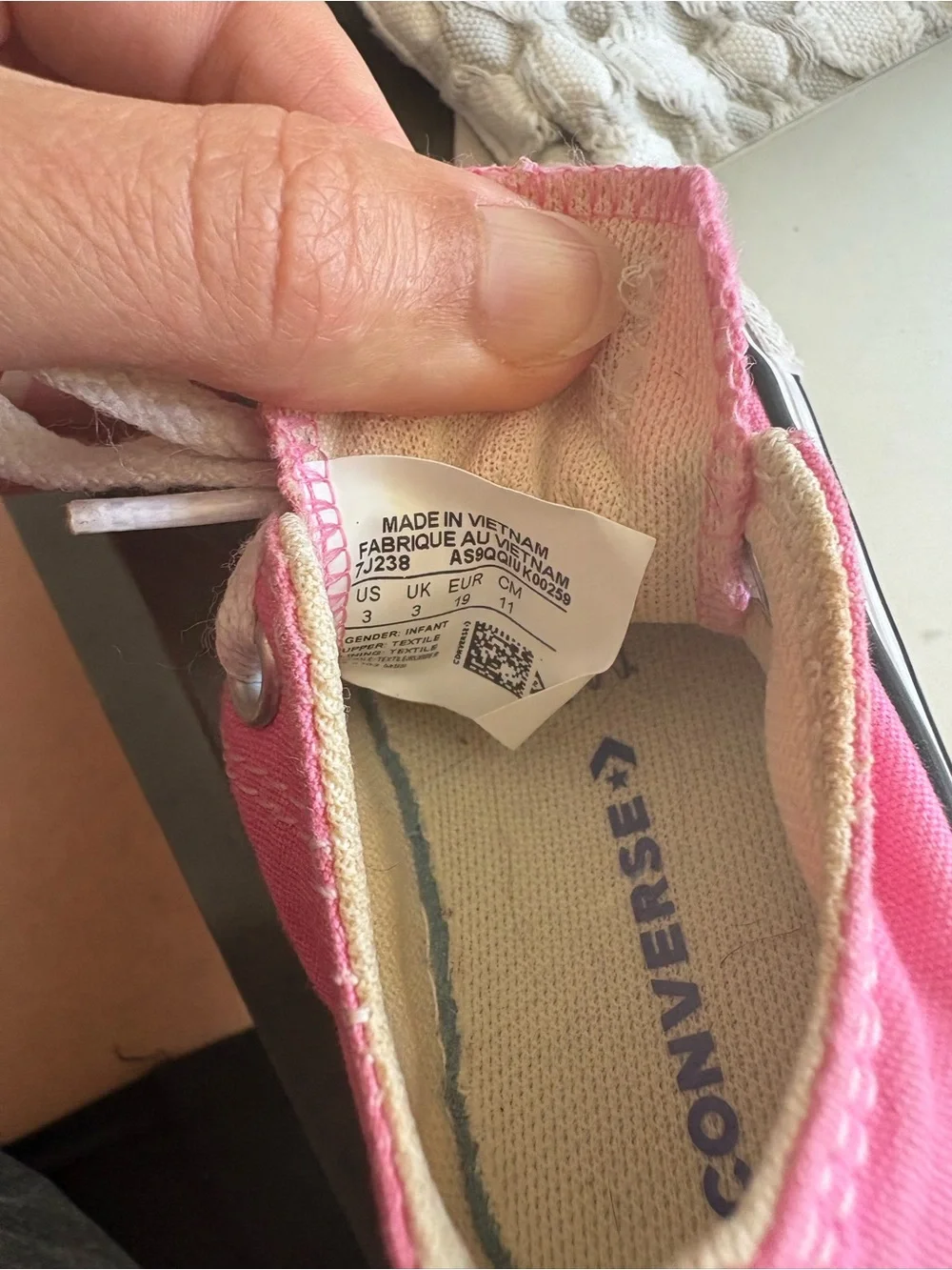 Converse pink canvas